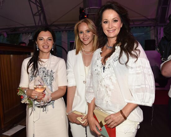 Вечеринка White Party