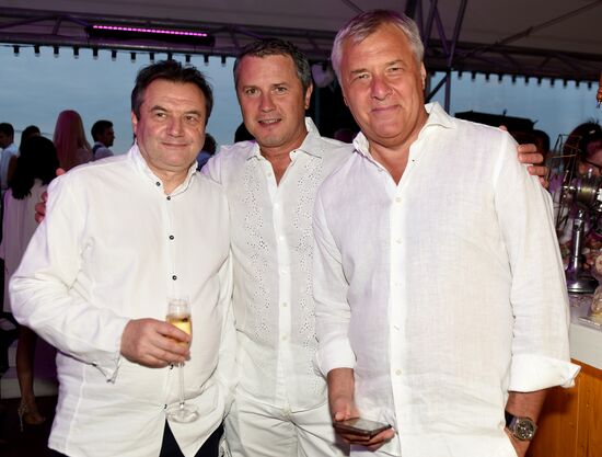 Вечеринка White Party