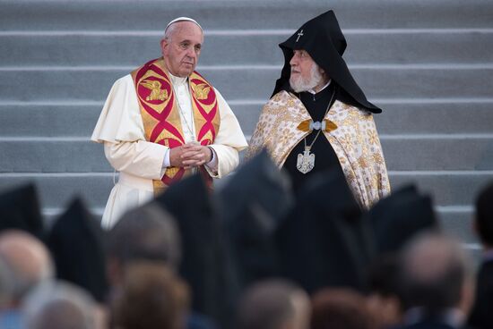 Визит папы римского в Армению