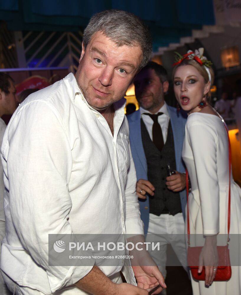 Вечеринка White Party