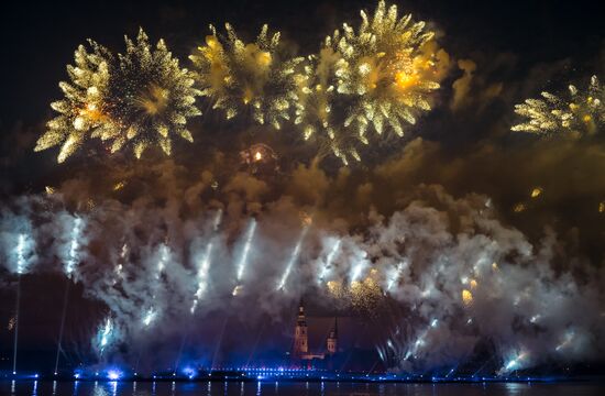 Праздник выпускников "Алые паруса-2016" в Санкт-Петербурге