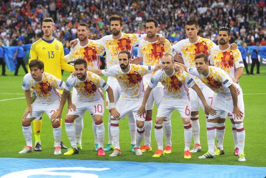 Футбол. Чемпионат Европы - 2016. Матч Италия - Испания