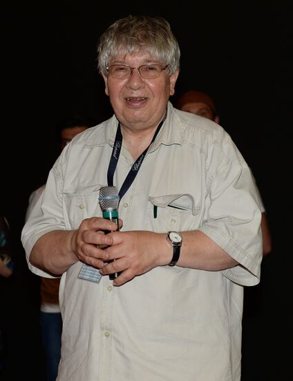 Пресс-конференция и показ фильма "Дорога к матери"