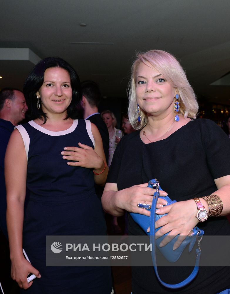 Пресс-конференция и показ фильма "Дорога к матери"