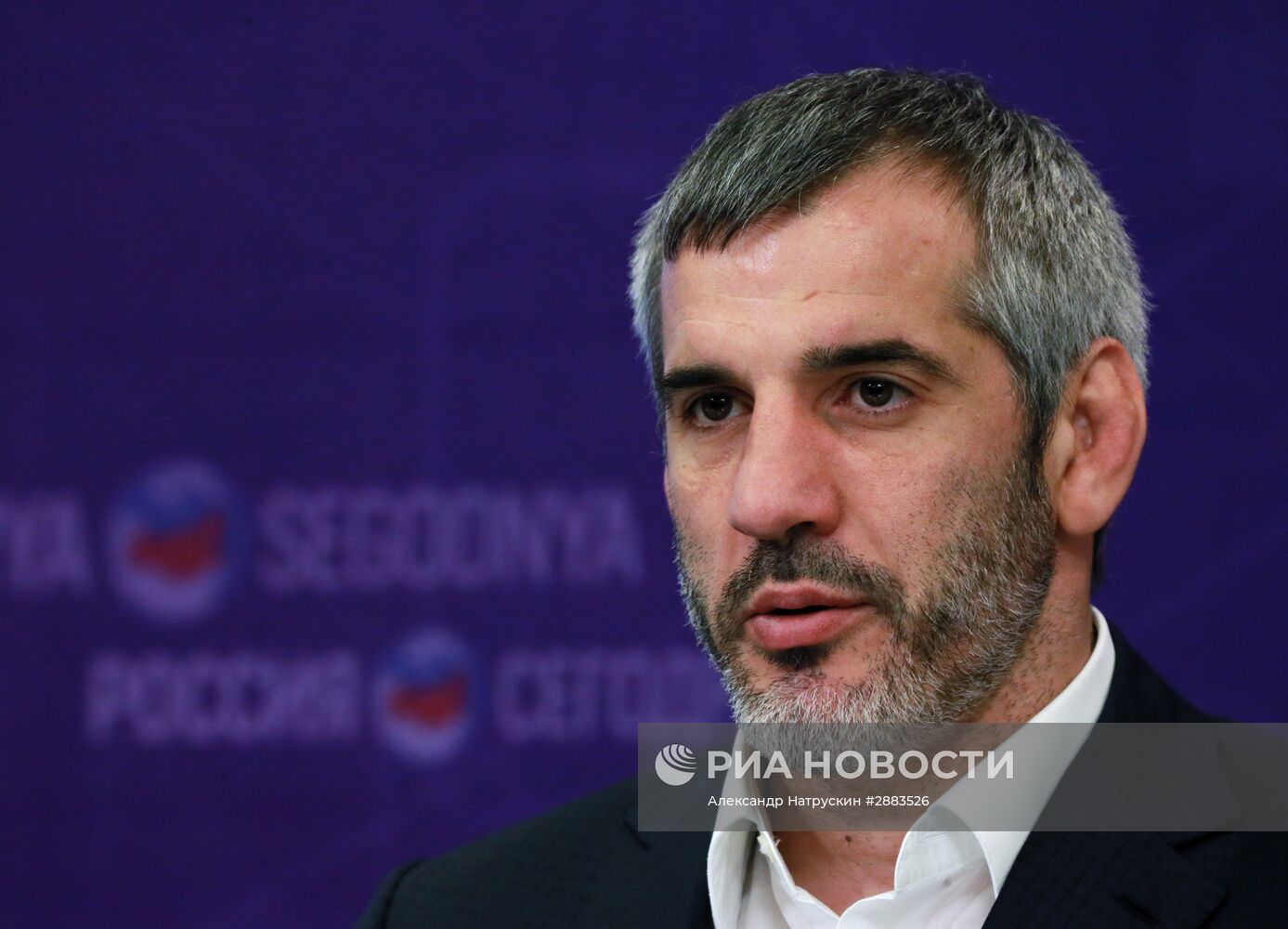 Пресс-конференция главы федерации спортивной борьбы Чечни Бувайсара Сайтиева
