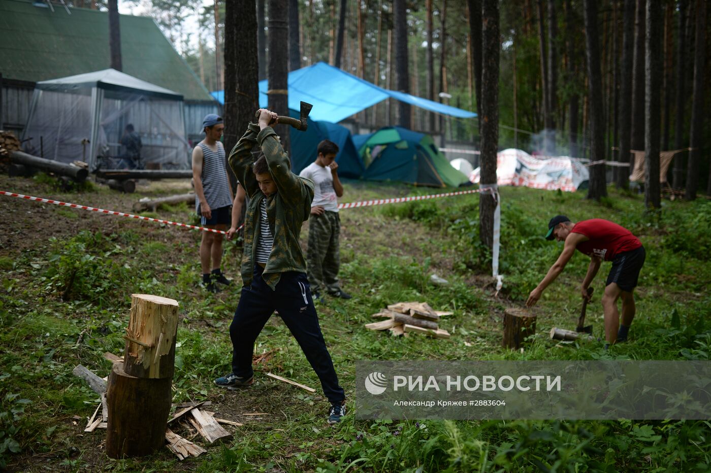Открытие полевого лагеря "Юный спасатель" в Новосибирской области