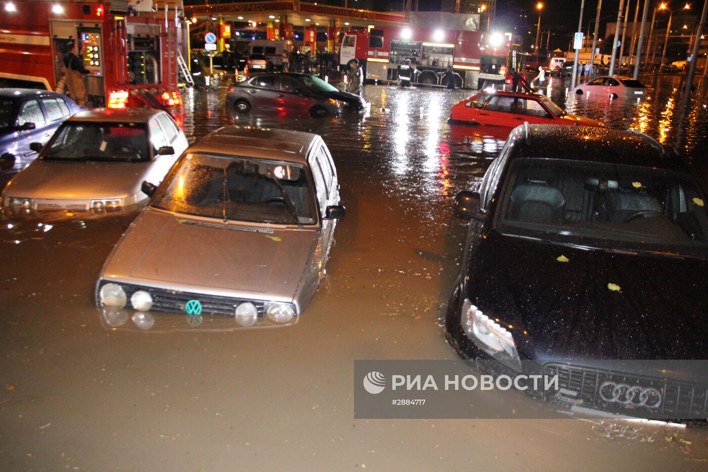 Последствия сильного ливня в Ростове-на-Дону