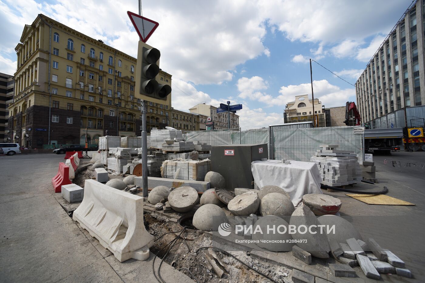 Продолжается реконструкция Тверской улицы