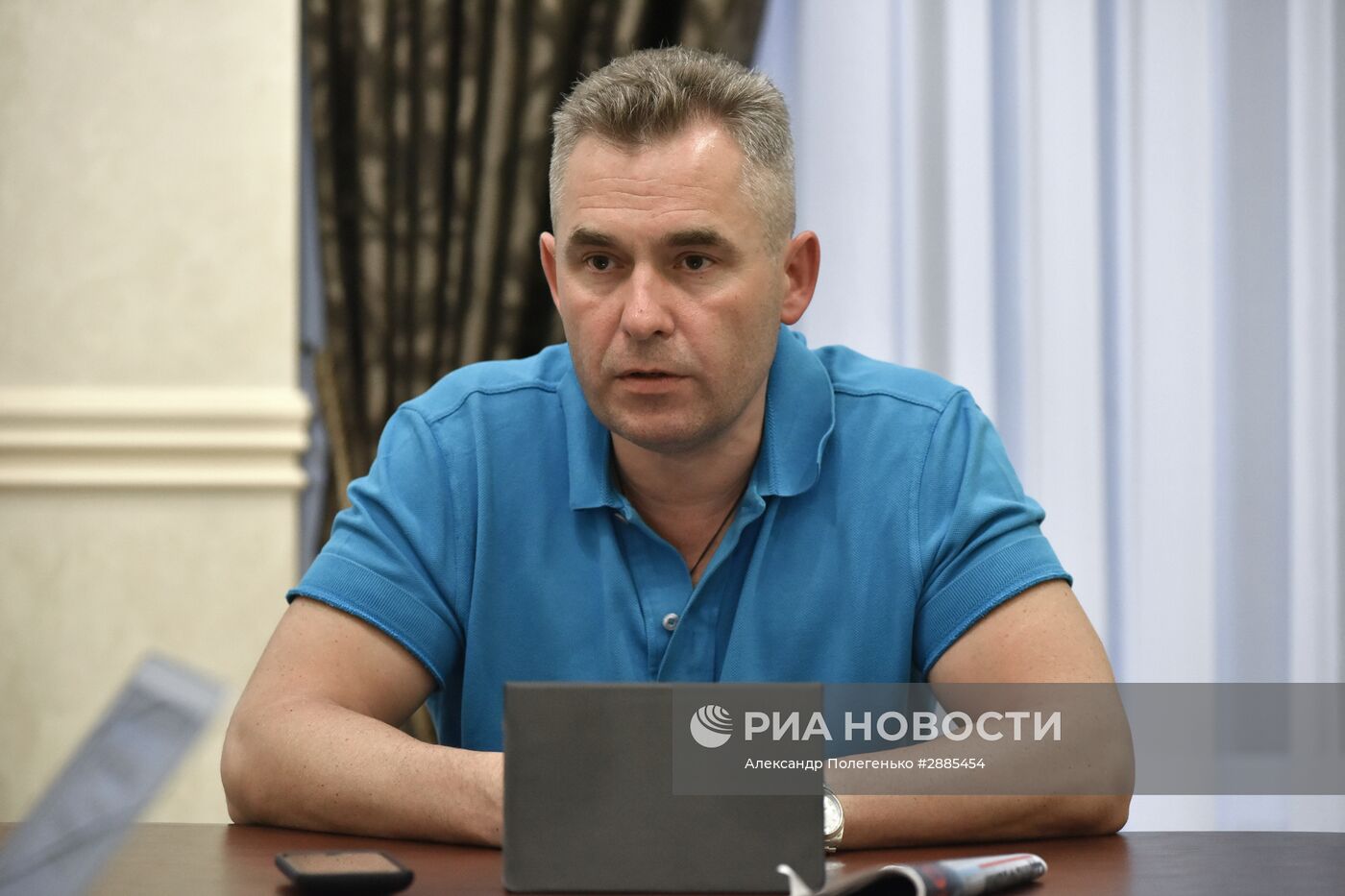 Уполномоченный по правам ребенка П. Астахов встретился с журналистами в аэропорту Симферополя