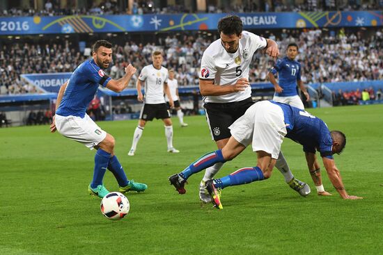 Футбол. Чемпионат Европы - 2016. Матч Германия - Италия