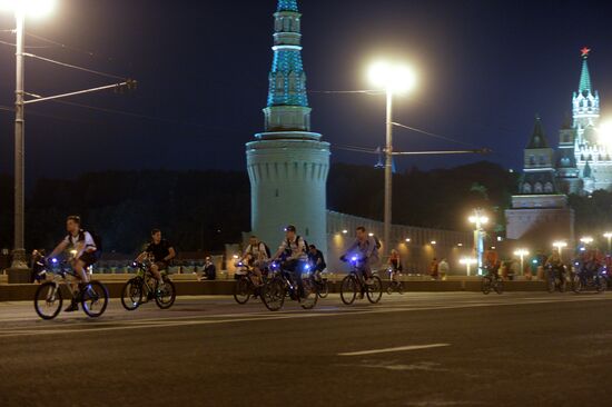 Ночной велопарад