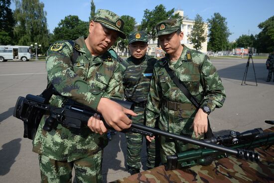 Открытие совместных занятий спецназовцев Национальной гвардии России и Народной вооруженной полиции Китая "Сотрудничество-2016"