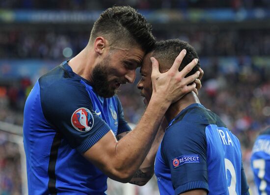 Футбол. Чемпионат Европы - 2016. Матч Франция - Исландия