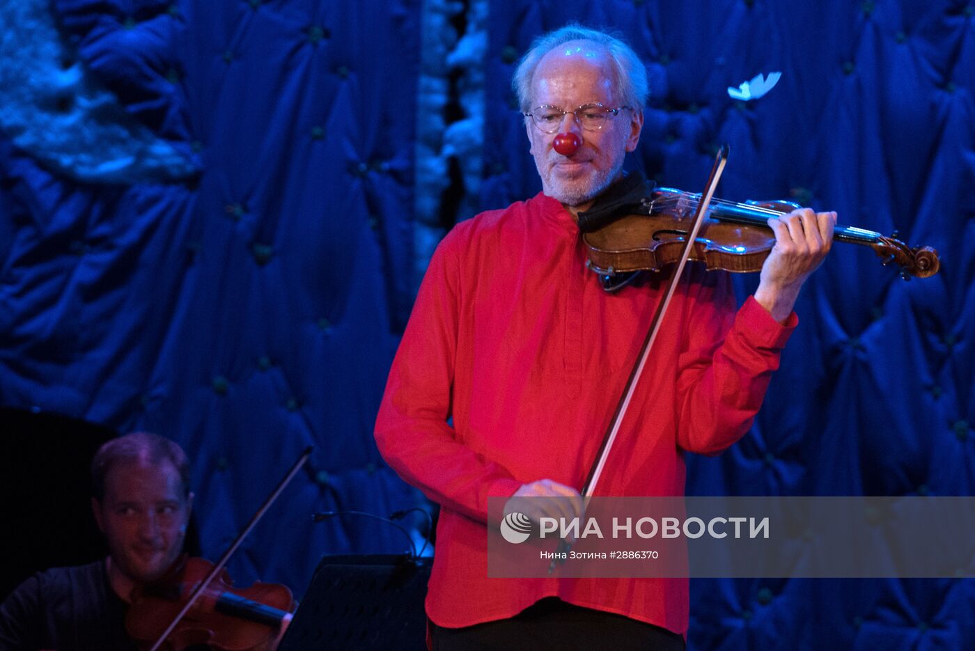 Показ спектакля Славы Полунина и Гидона Кремера "Снежная симфония" в Сочи