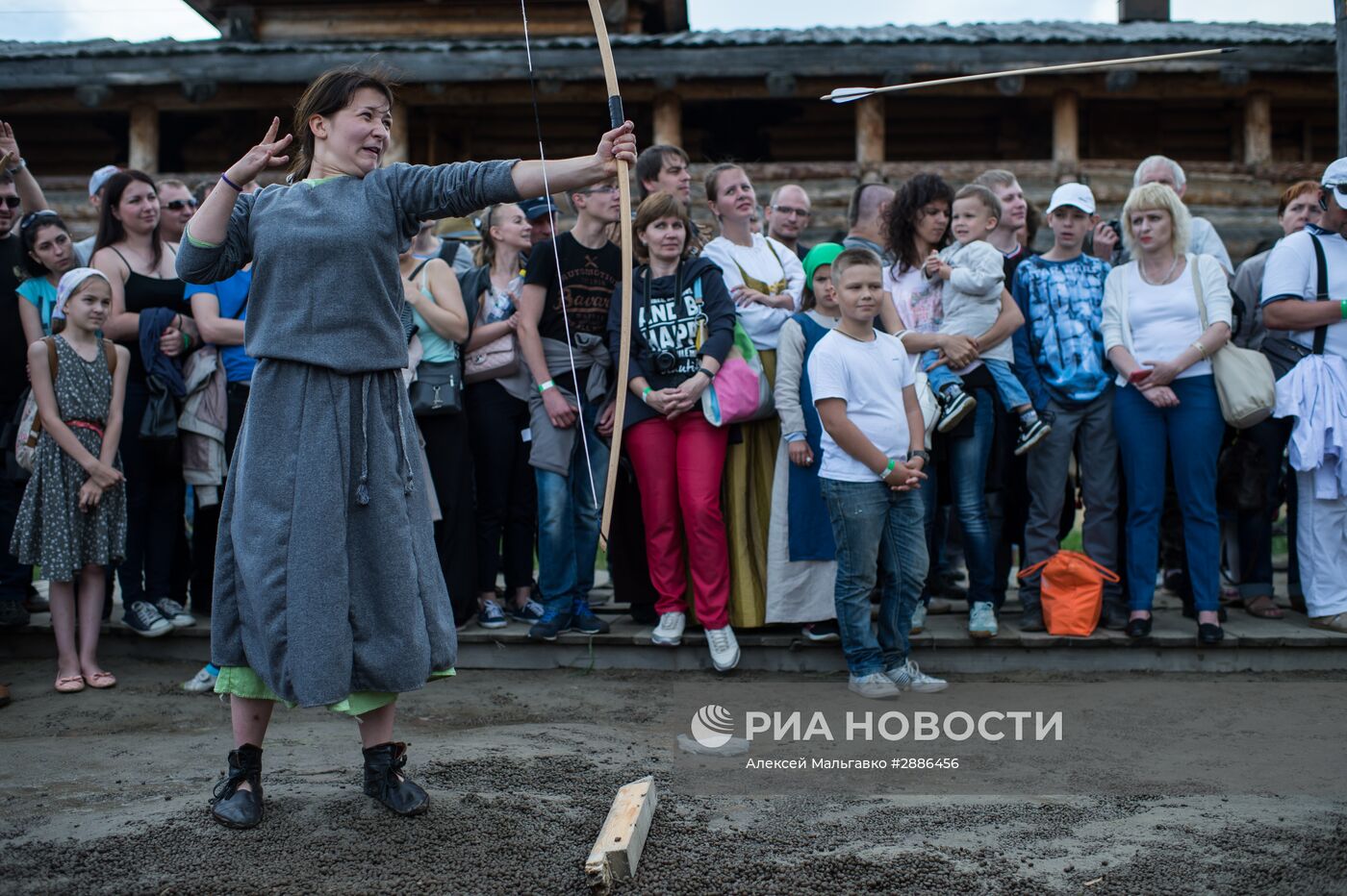 Фестиваль исторической реконструкции "Абалакское поле" в Тюменской области