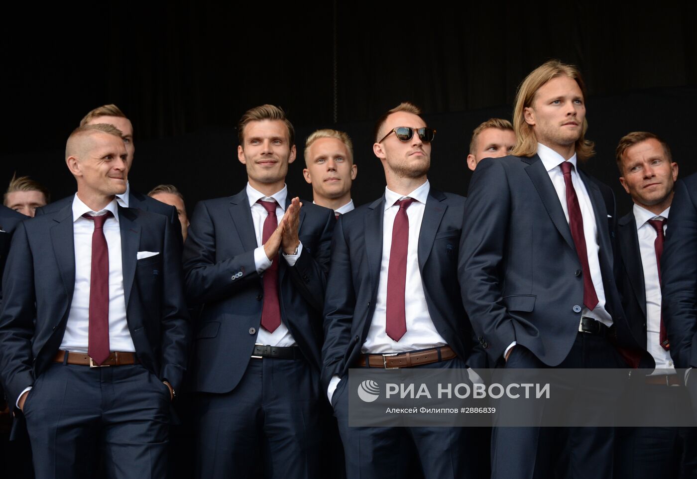 Встреча футболистов сборной Исландии с Евро-2016