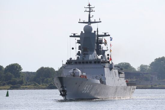 Возвращение корветов "Бойкий" и "Стойкий" ВМФ РФ в Балтийск