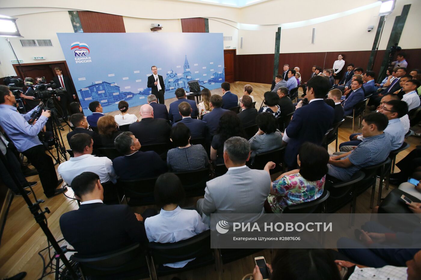 Рабочая поездка премьер-министра РФ Д. Медведева в Дальневосточный федеральный округ