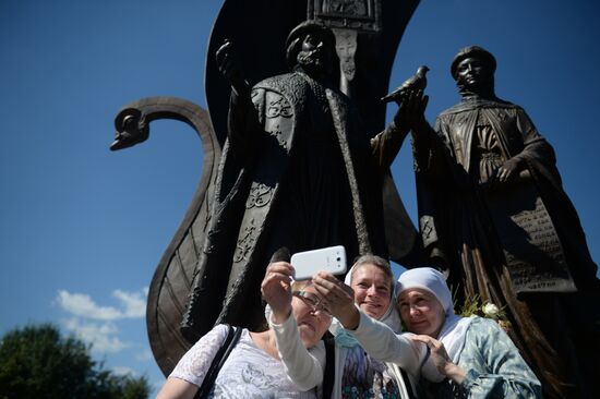 Крестный ход в честь Дня памяти святых Петра и Февронии в Екатеринбурге