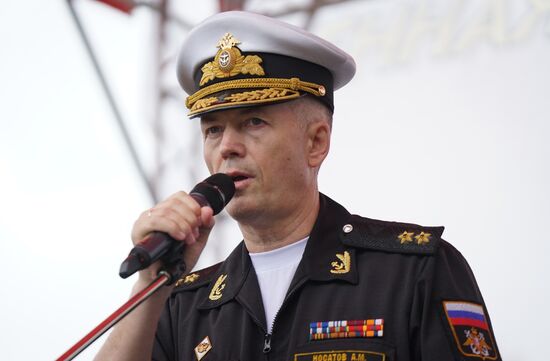 Выставка вооружения Балтийского флота в рамках празднования Дня города