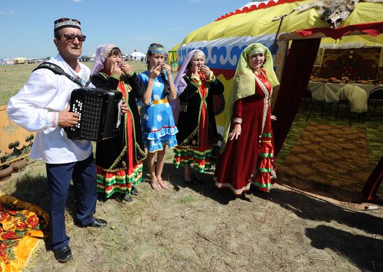 Праздник "Сабантуй" в Челябинской области