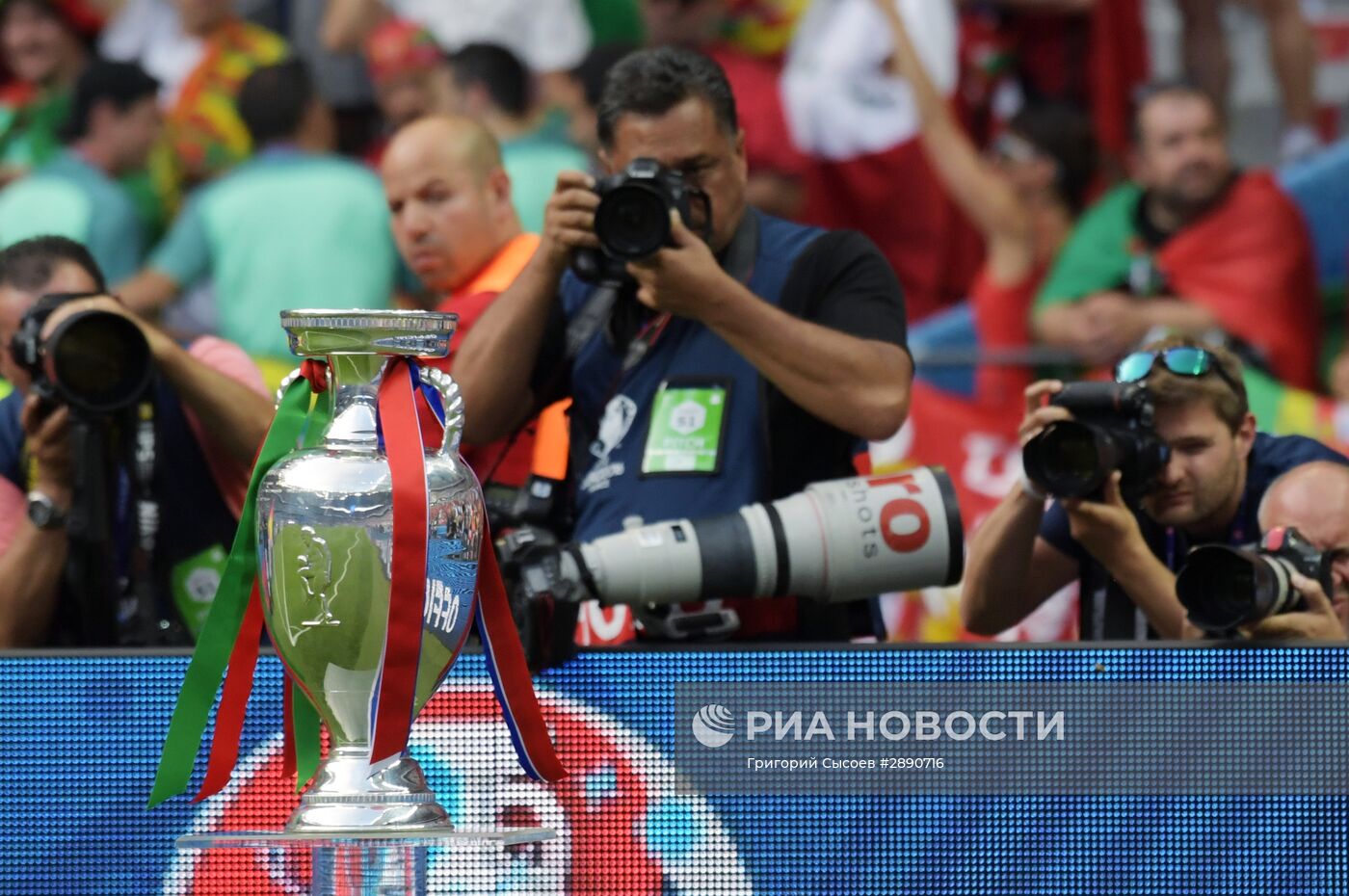 Футбол. Чемпионат Европы - 2016. Финал. Матч Португалия - Франция