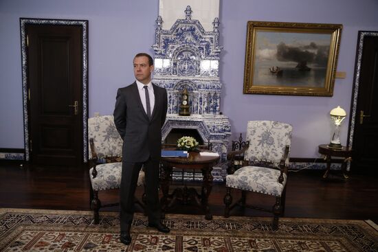 Встреча председателя правительства РФ РФ Д. Медведева и премьер-министра Белоруссии А. Кобякова
