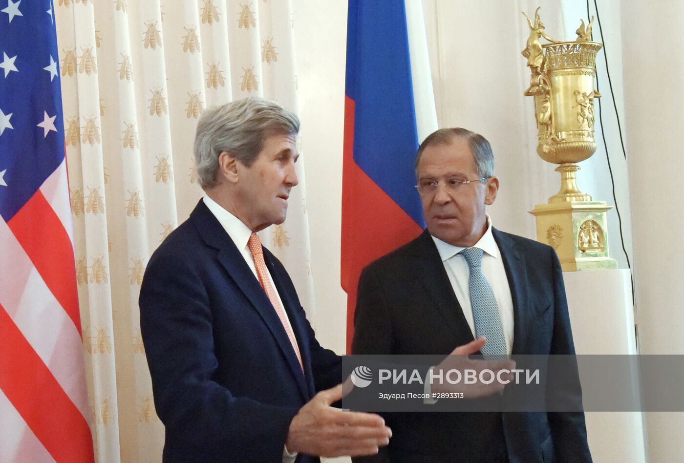 Встреча главы МИД РФ С. Лаврова с Госсекретарем США Дж.Керри