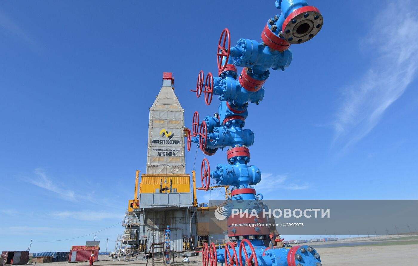 Строительство завода по сжижению природного газа на Ямале