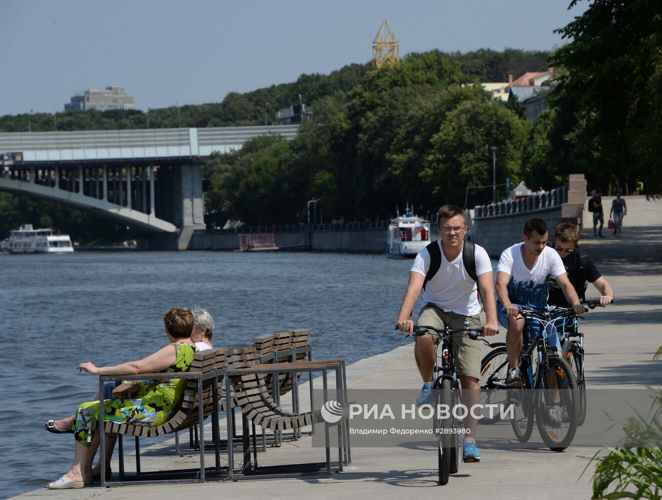 Жара в Москве