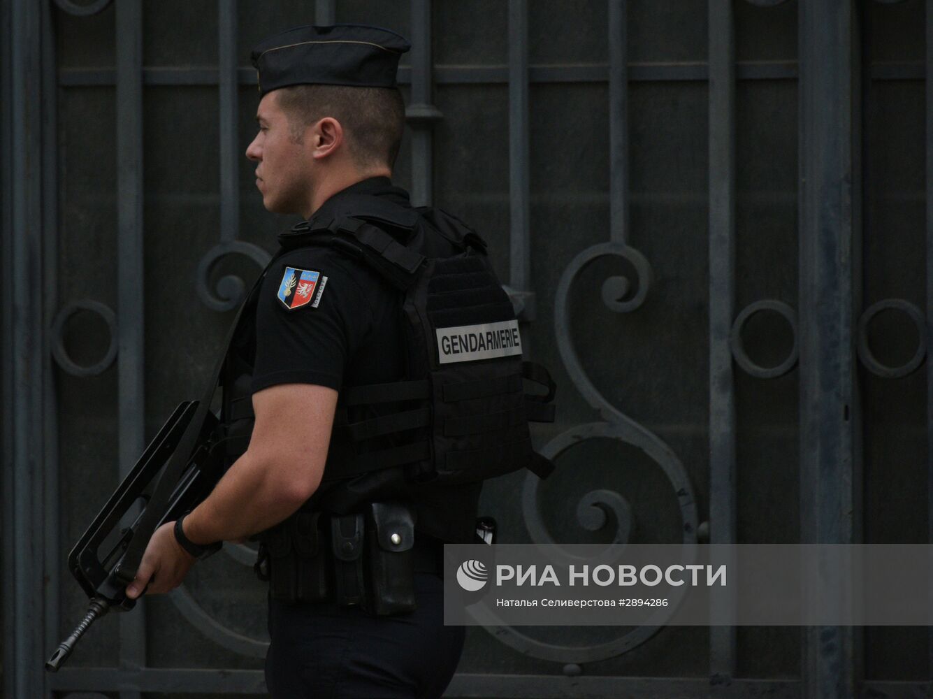 Города мира. Париж