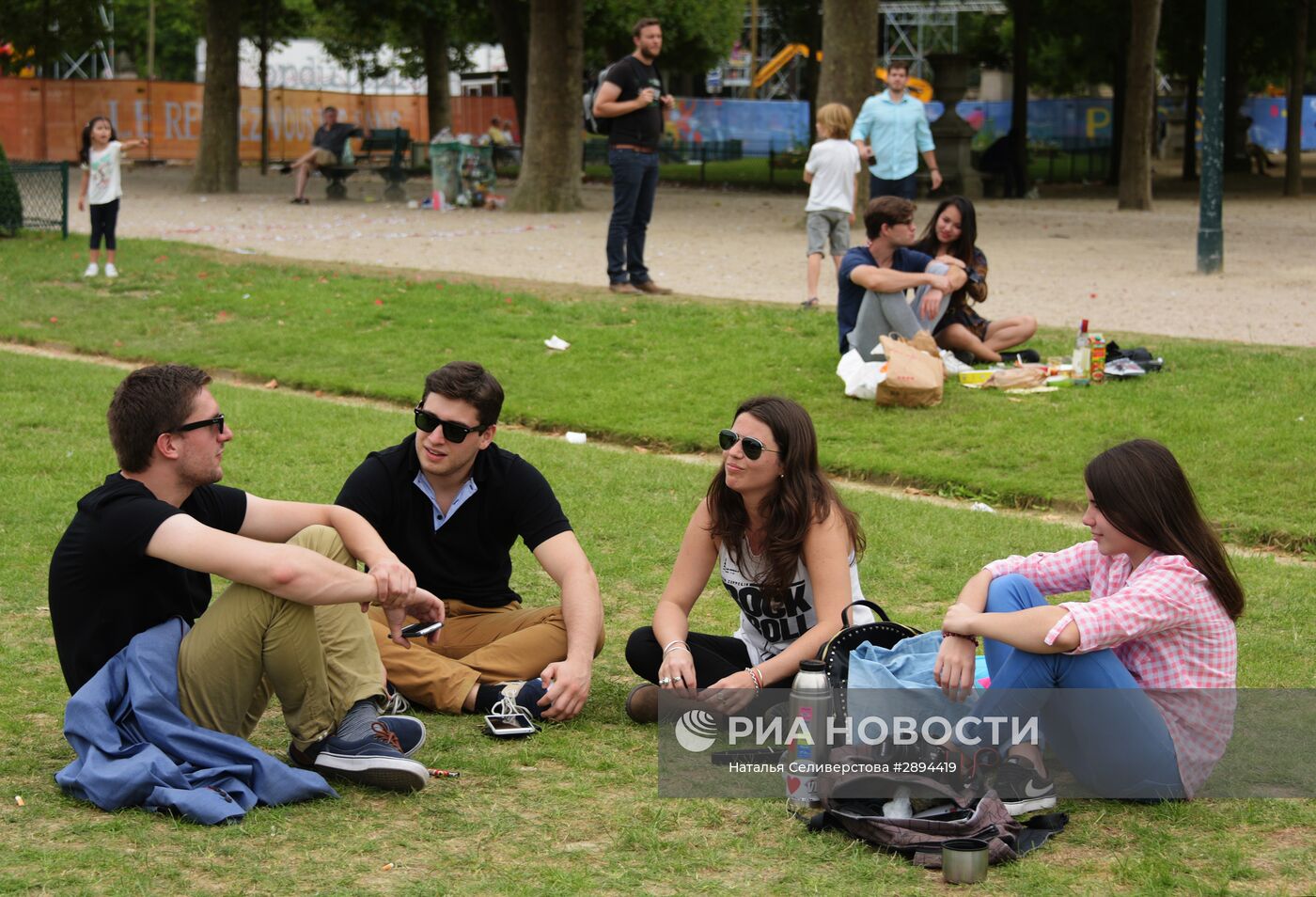 Города мира. Париж