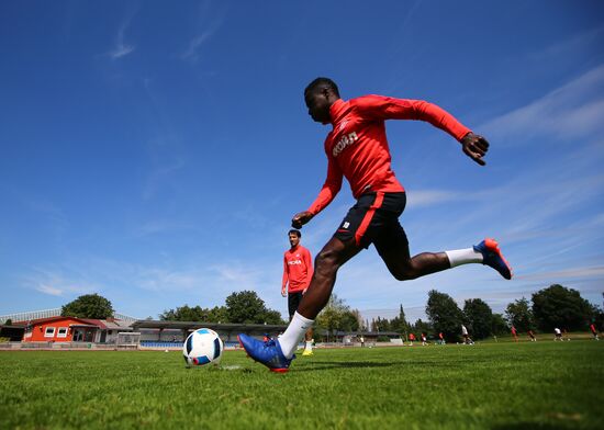 Футбол. Учебно-тренировочный сбор ФК "Спартак"