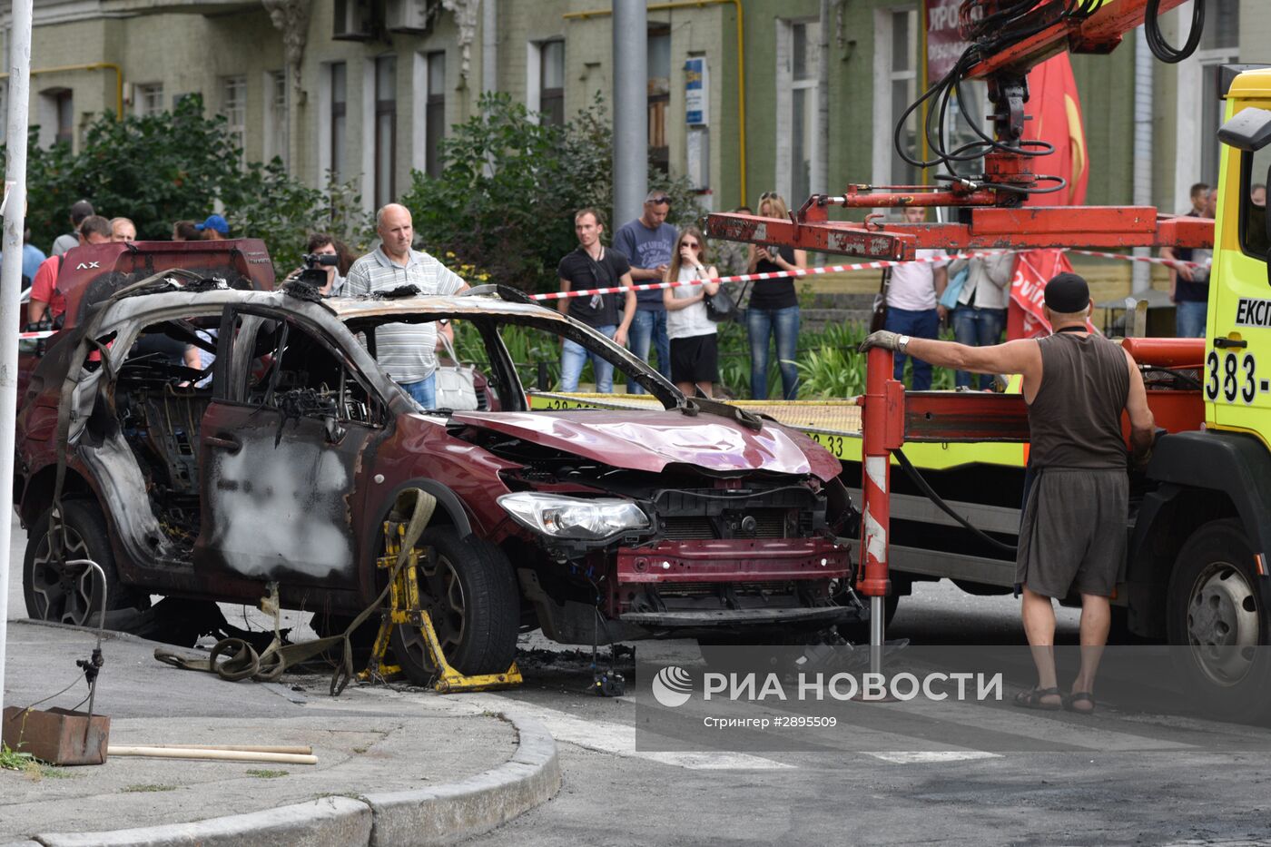 Журналист Павел Шеремет погиб в результате взрыва автомобиля в Киеве