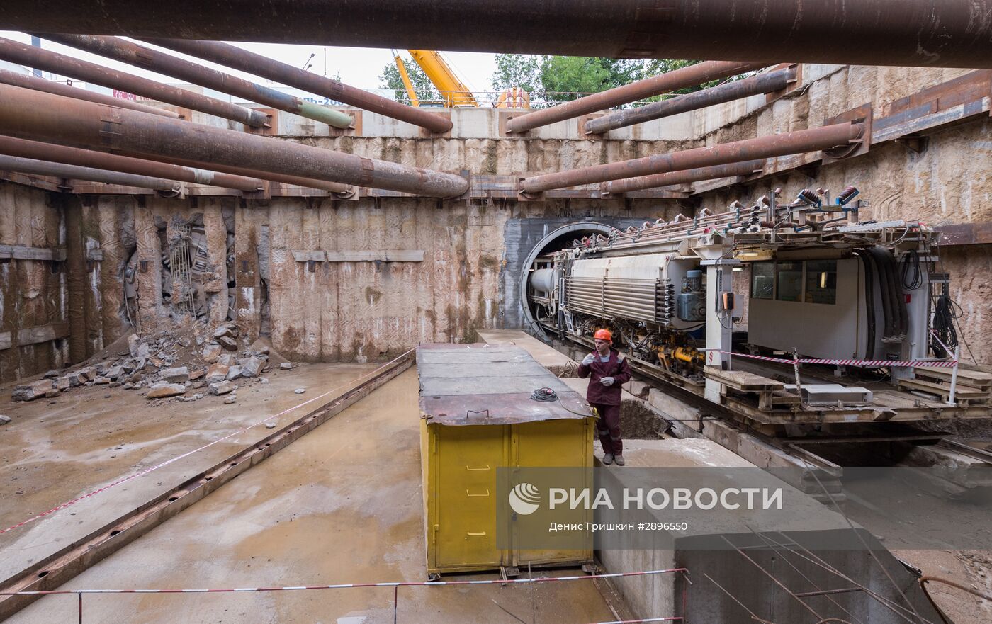 Мэр Москвы С.Собянин осмотрел ход строительства станций Калининско-Солнцевской линии метро