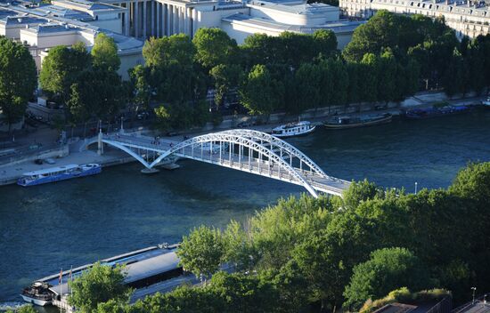 Города мира. Париж