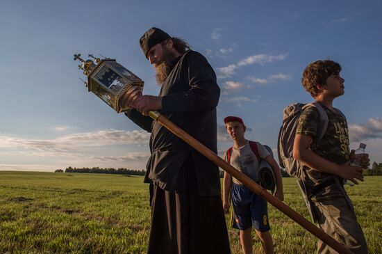 Иринарховский крестный ход. День второй