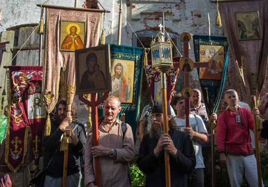 Иринарховский крестный ход. День второй