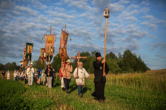 Иринарховский крестный ход. День второй