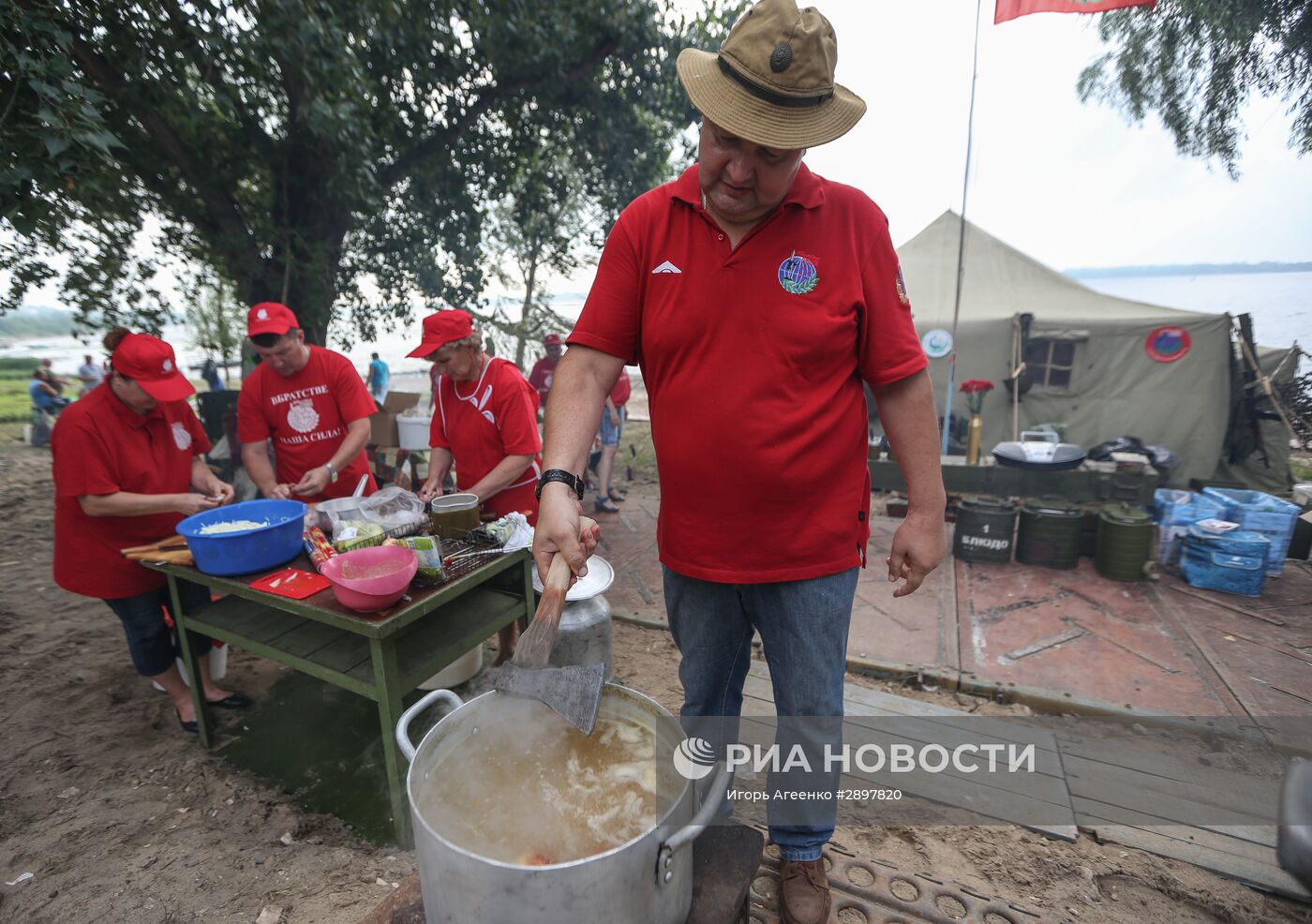 Фестиваль ухи в Саратовской области