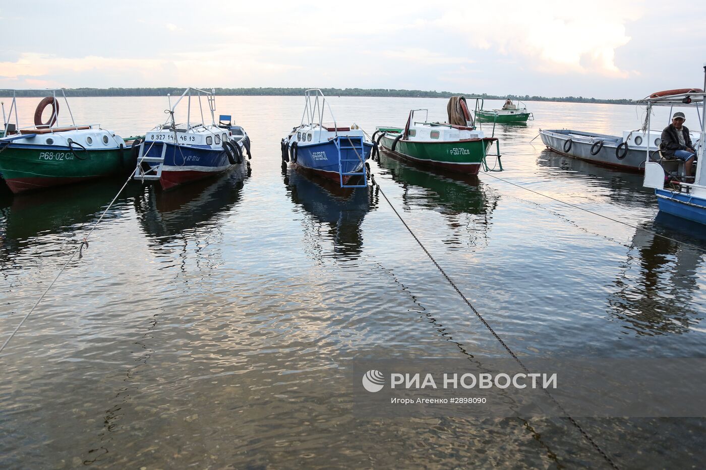 На берегу реки Волги в Саратовской области