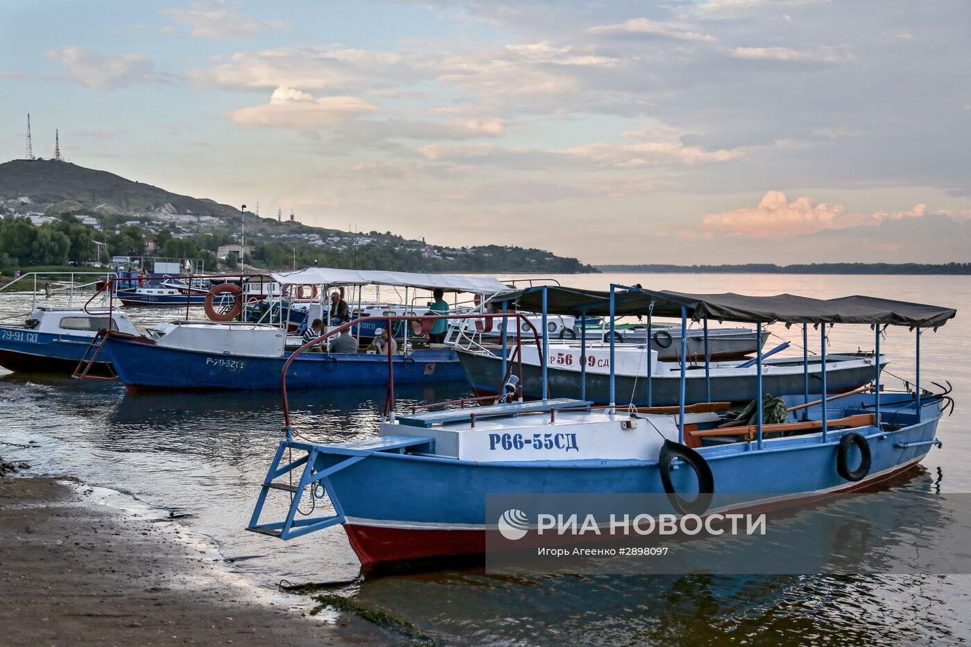 На берегу реки Волги в Саратовской области