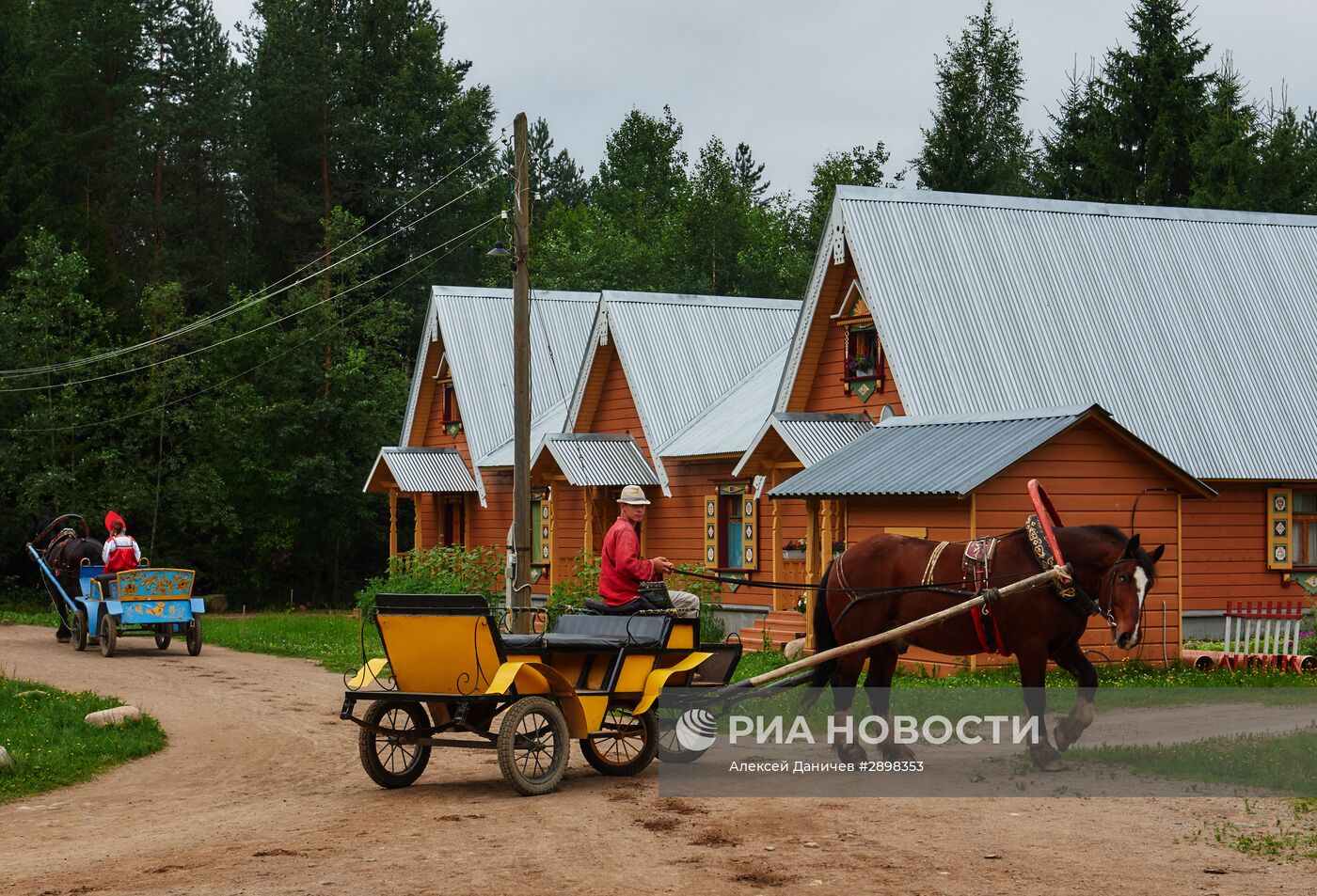 Туристическая деревня Верхние Мандроги