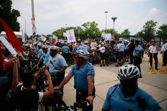 Акция сторонников Б.Сандерса в Филадельфии