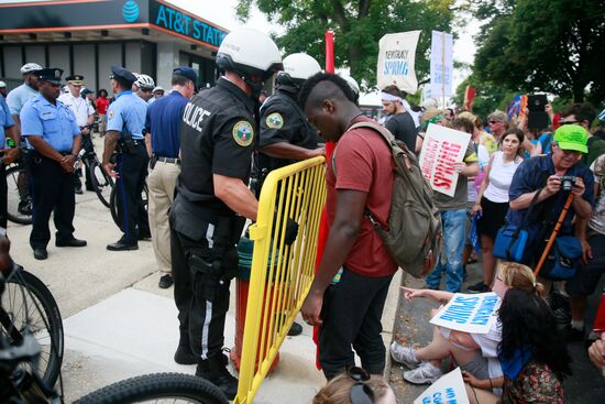 Акция сторонников Б.Сандерса в Филадельфии