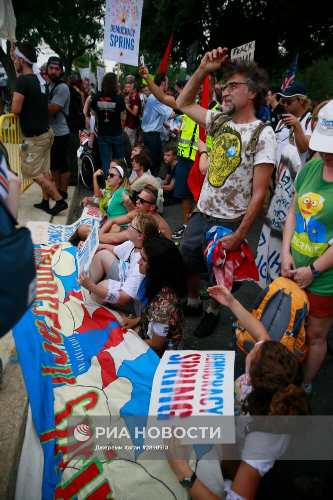 Акция сторонников Б.Сандерса в Филадельфии