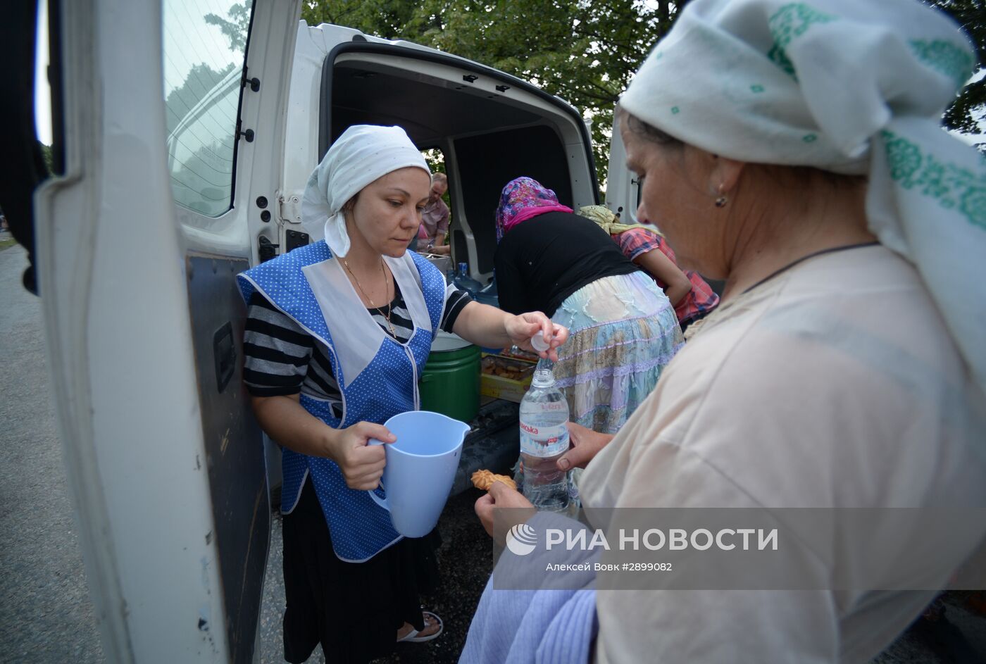 Всеукраинский крестный ход мира, любви и молитвы за Украину заблокирован в Киевской области