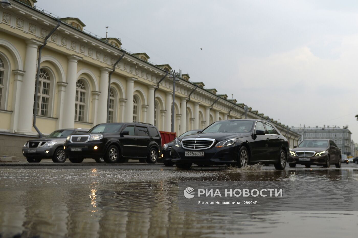 В Москве прошел сильный ливень