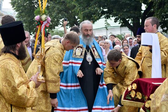 Всеукраинский крестный ход мира, любви и молитвы за Украину