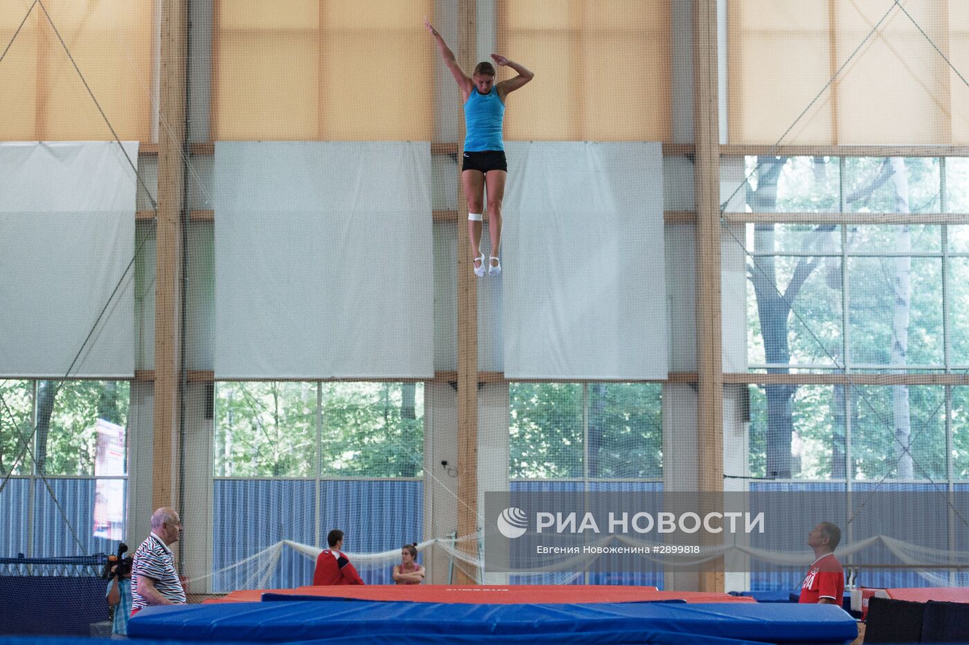 Прыжки на батуте. Тренировка сборной России